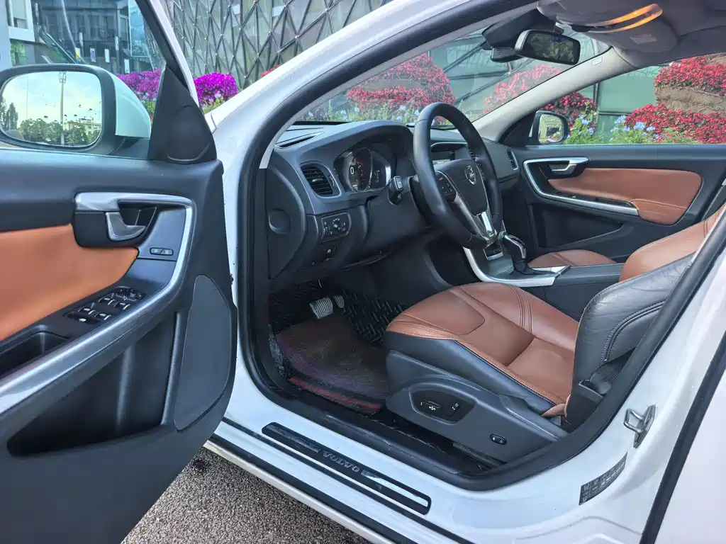 Volvo S60 2017 S60L T5