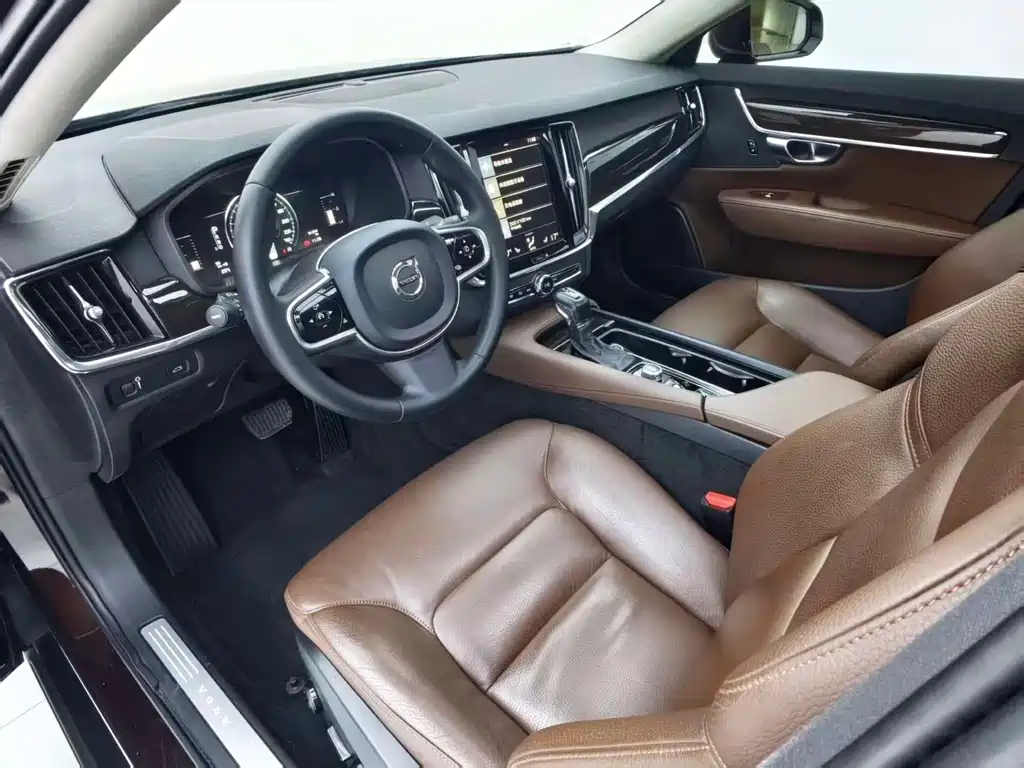 Volvo S90 — миниатюра 5