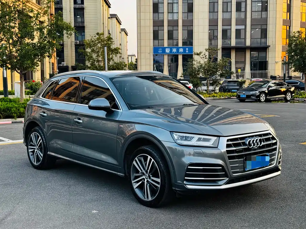 Audi Q5L — миниатюра 3