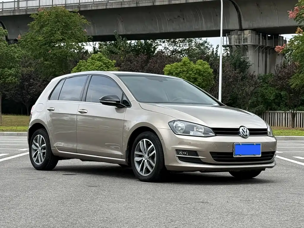 Volkswagen Golf — миниатюра 3