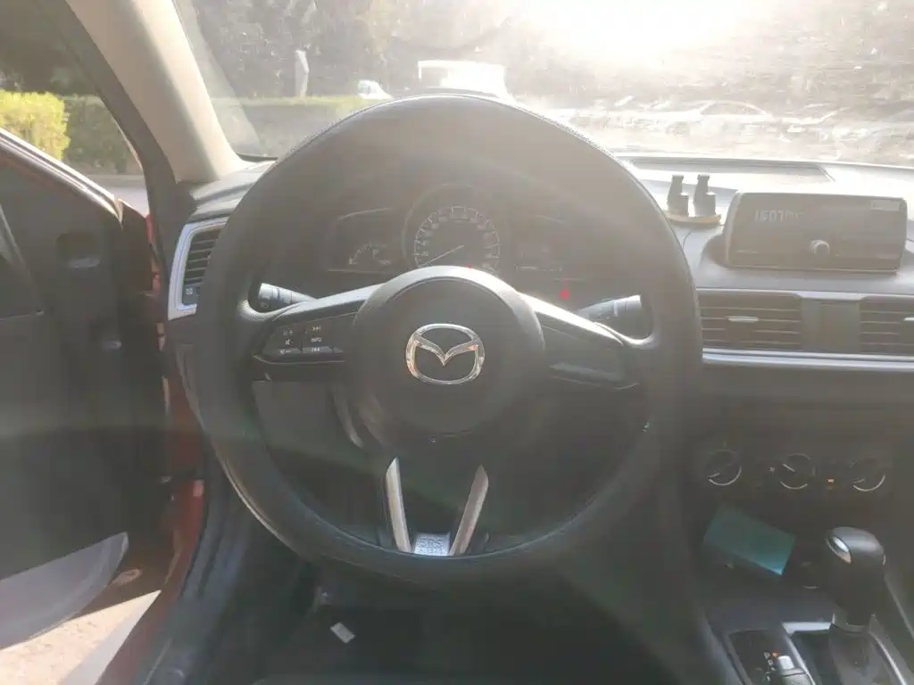 Mazda 3 Axela — миниатюра 3