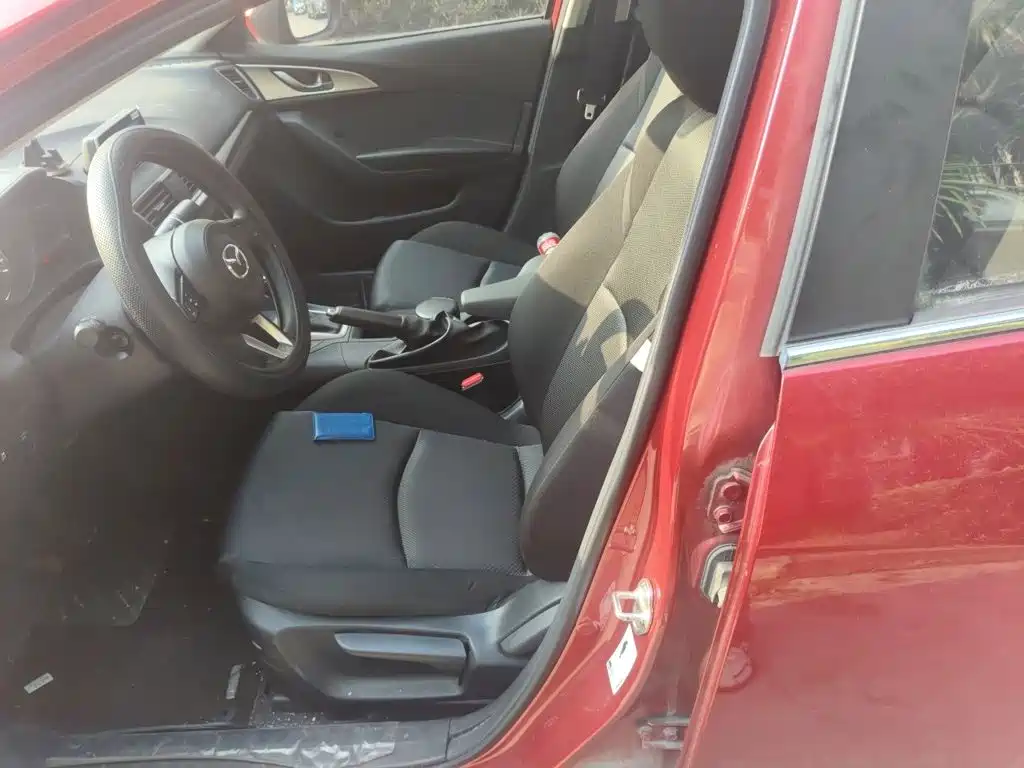Mazda 3 Axela — миниатюра 8