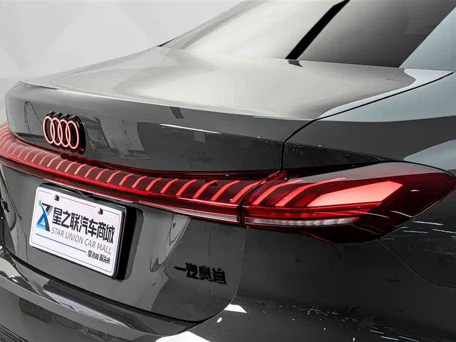 Audi A5L — миниатюра 8