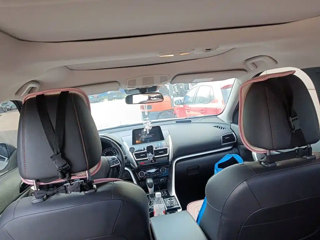 Mitsubishi Eclipse Cross — миниатюра 14