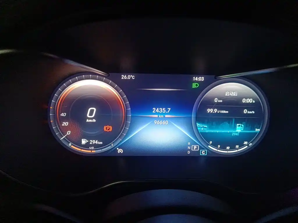 Mercedes-Benz GLC — миниатюра 12