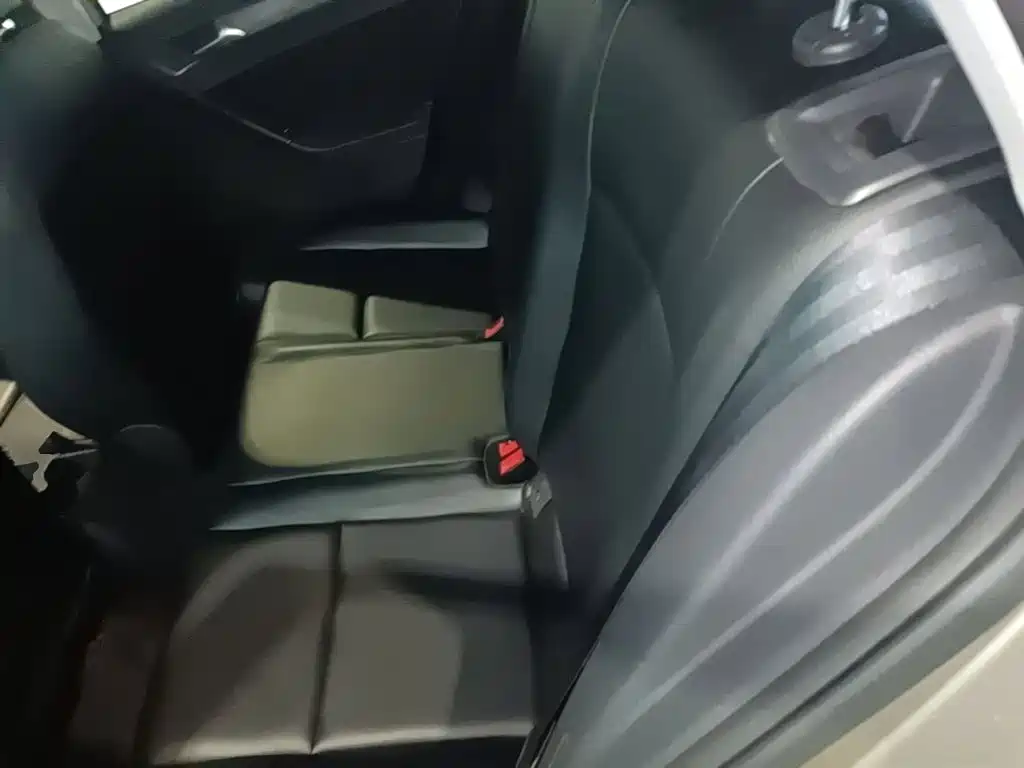 Volkswagen Golf — миниатюра 17