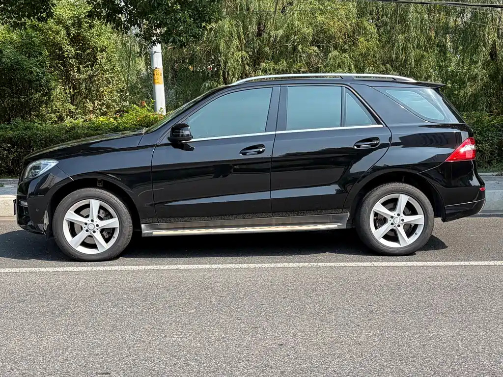 Mercedes-Benz M-Class — миниатюра 3