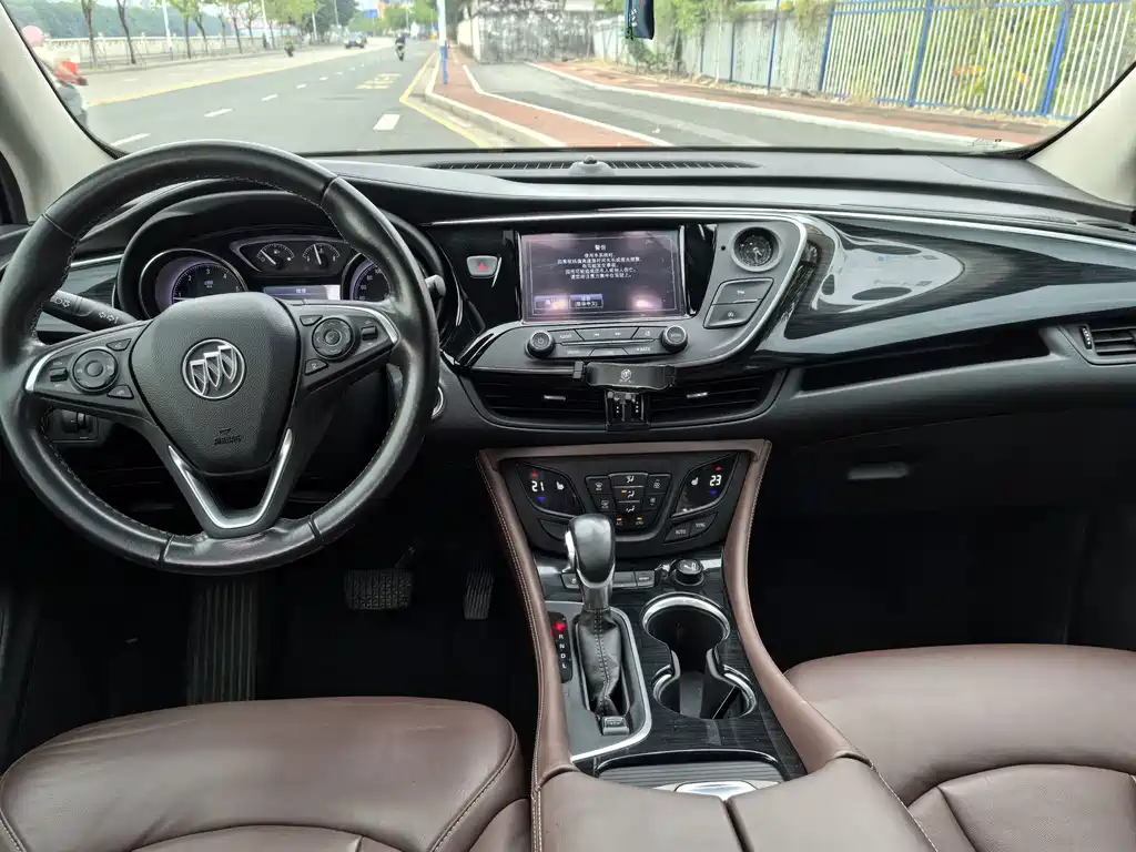 Buick Envision Plus — миниатюра 7