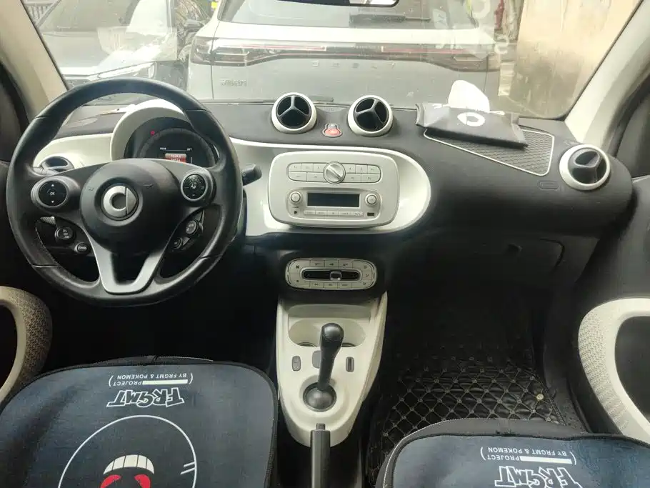 smart Smart Fortwo — миниатюра 12