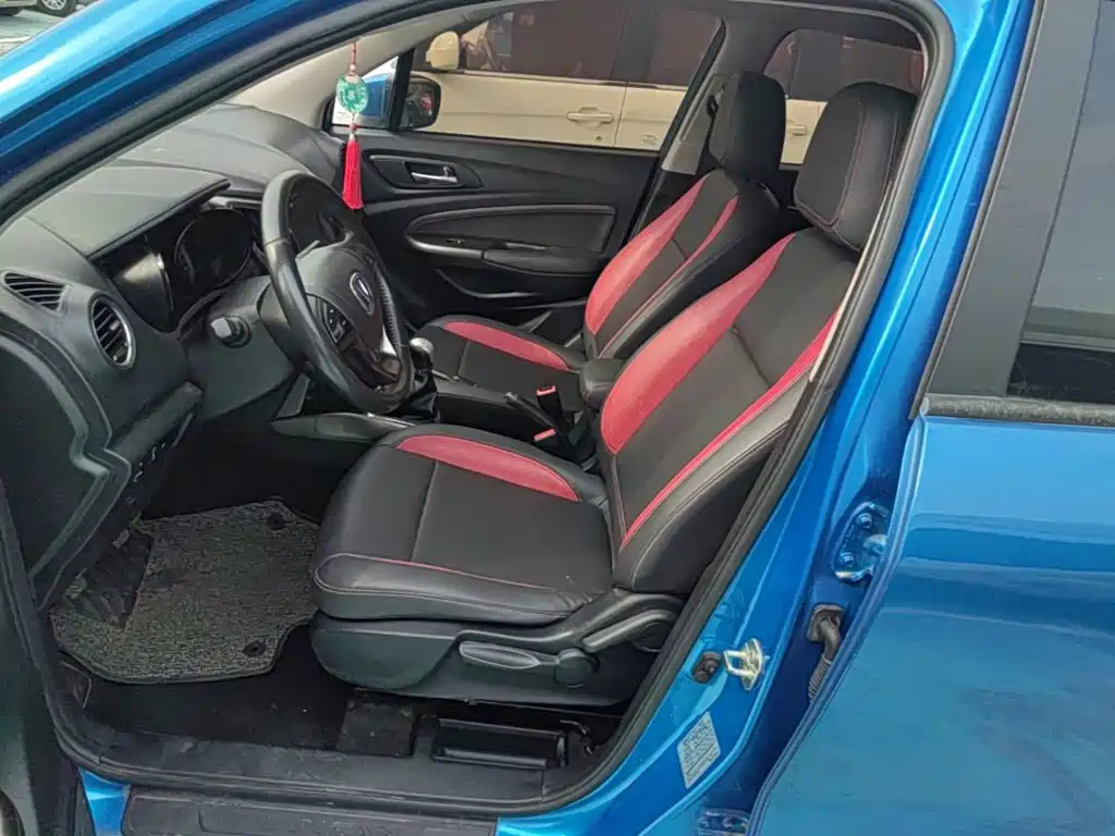 Changan CS15 — миниатюра 15