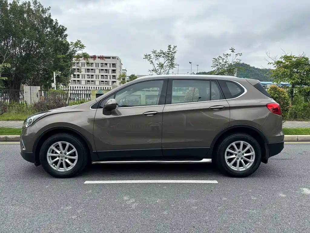 Buick Envision Plus — миниатюра 3