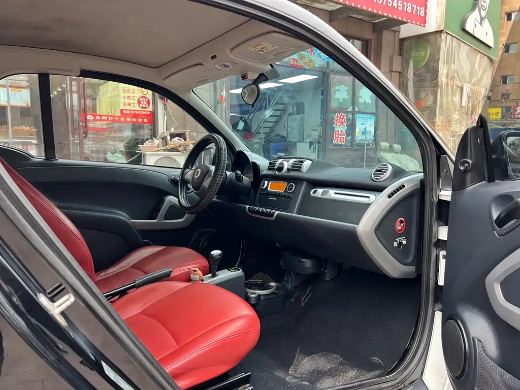 smart Smart Fortwo — миниатюра 8