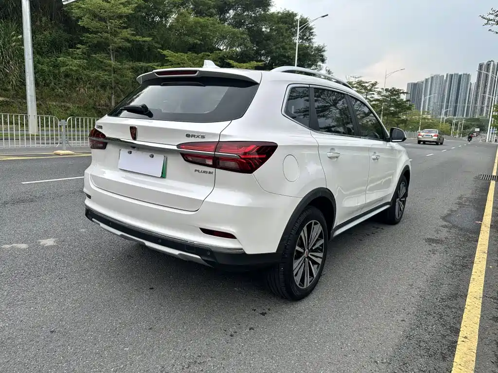 Roewe RX5 New Energy — миниатюра 4