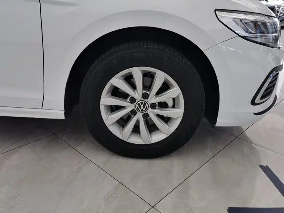 Volkswagen Bora — миниатюра 6