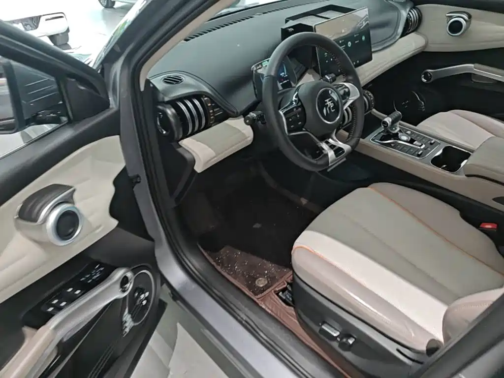 BYD Yuan Plus — миниатюра 16