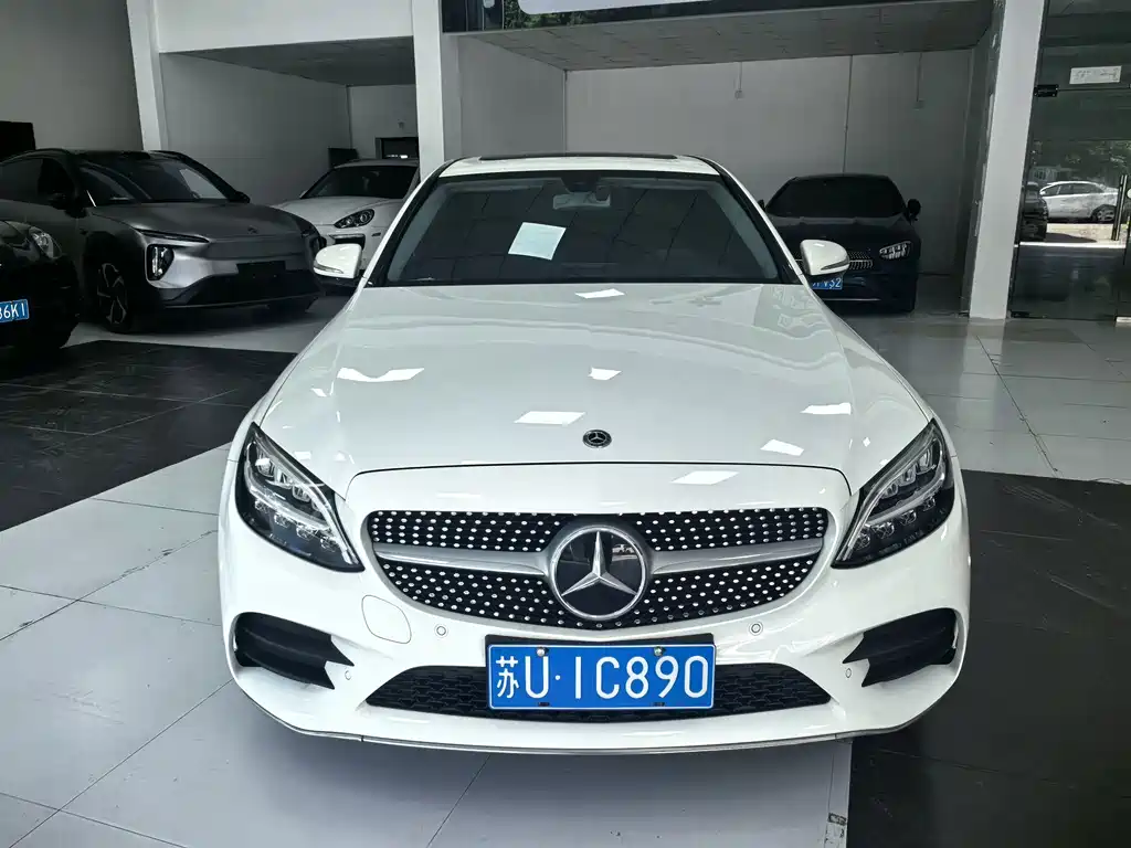 Mercedes-Benz C-Class — миниатюра 2