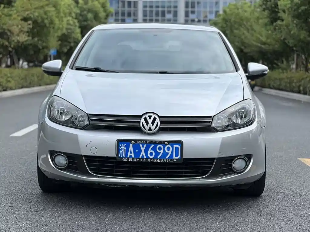 Volkswagen Golf — миниатюра 2