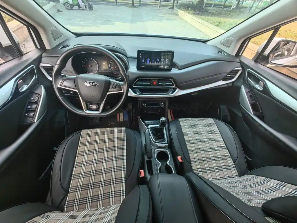 JAC Refine R3 — миниатюра 23