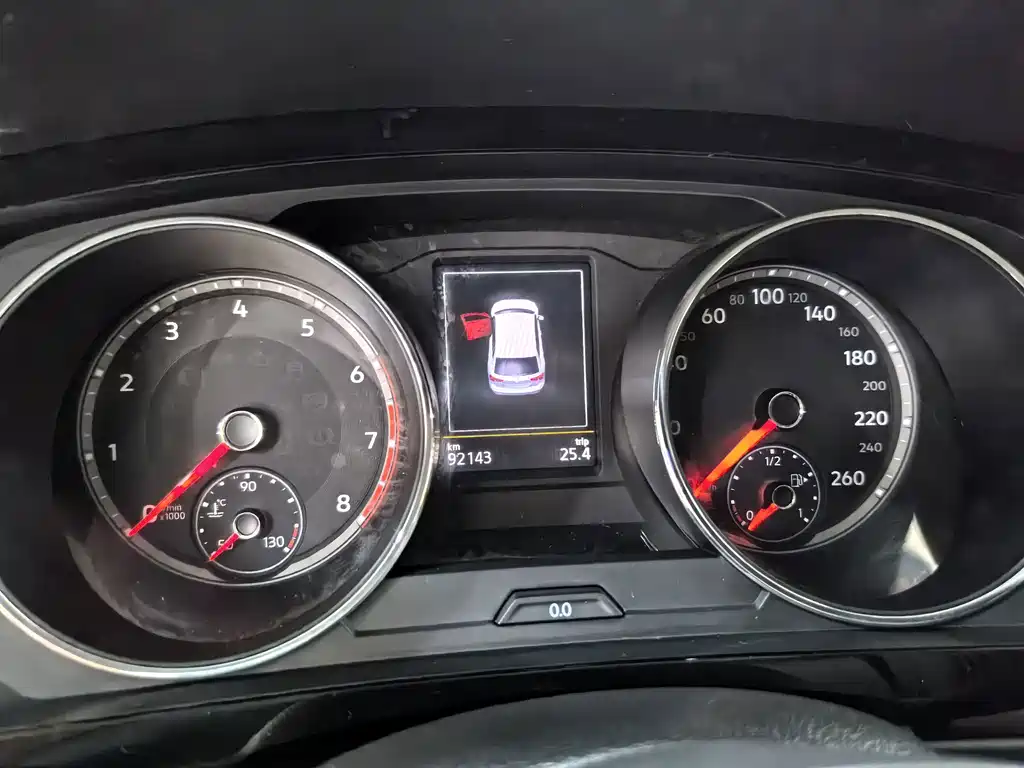 Volkswagen Tiguan L — миниатюра 10