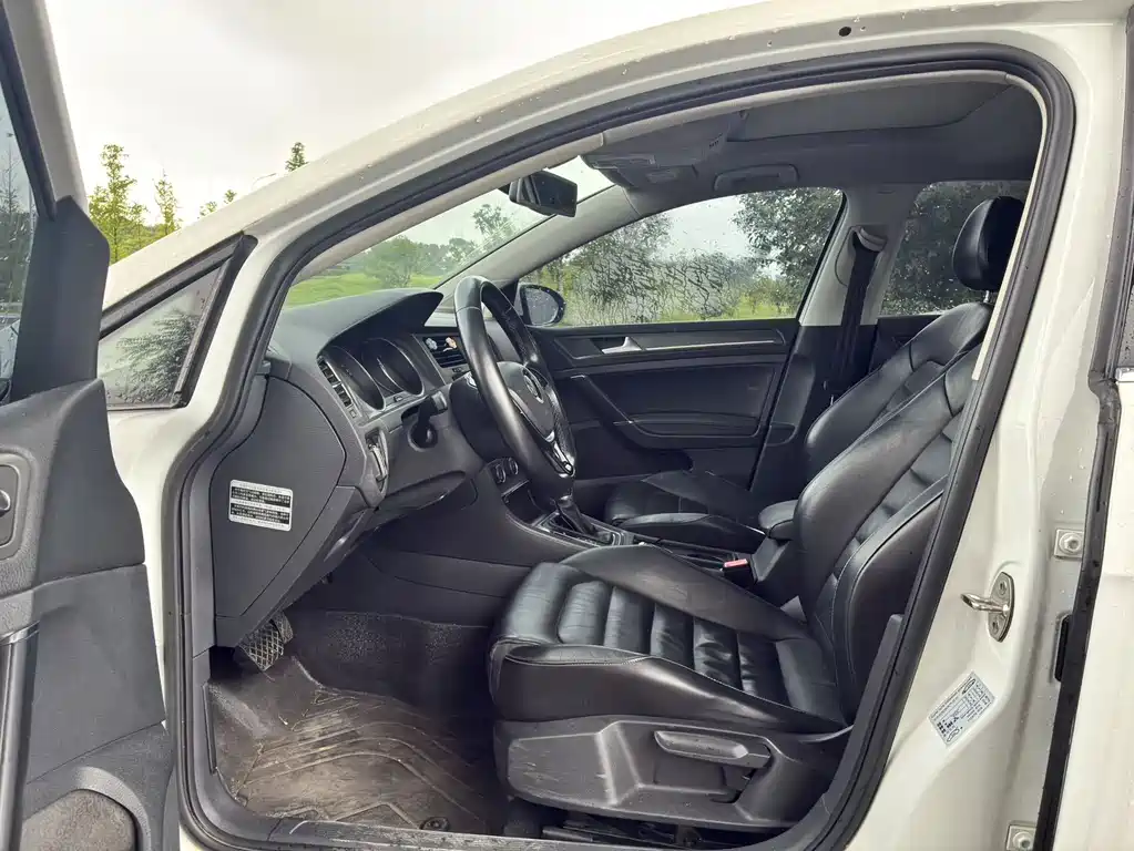 Volkswagen Golf — миниатюра 4