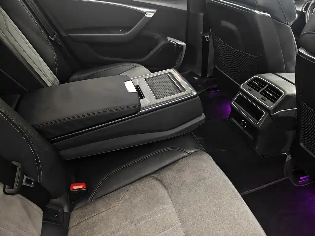 Audi A6L — миниатюра 9