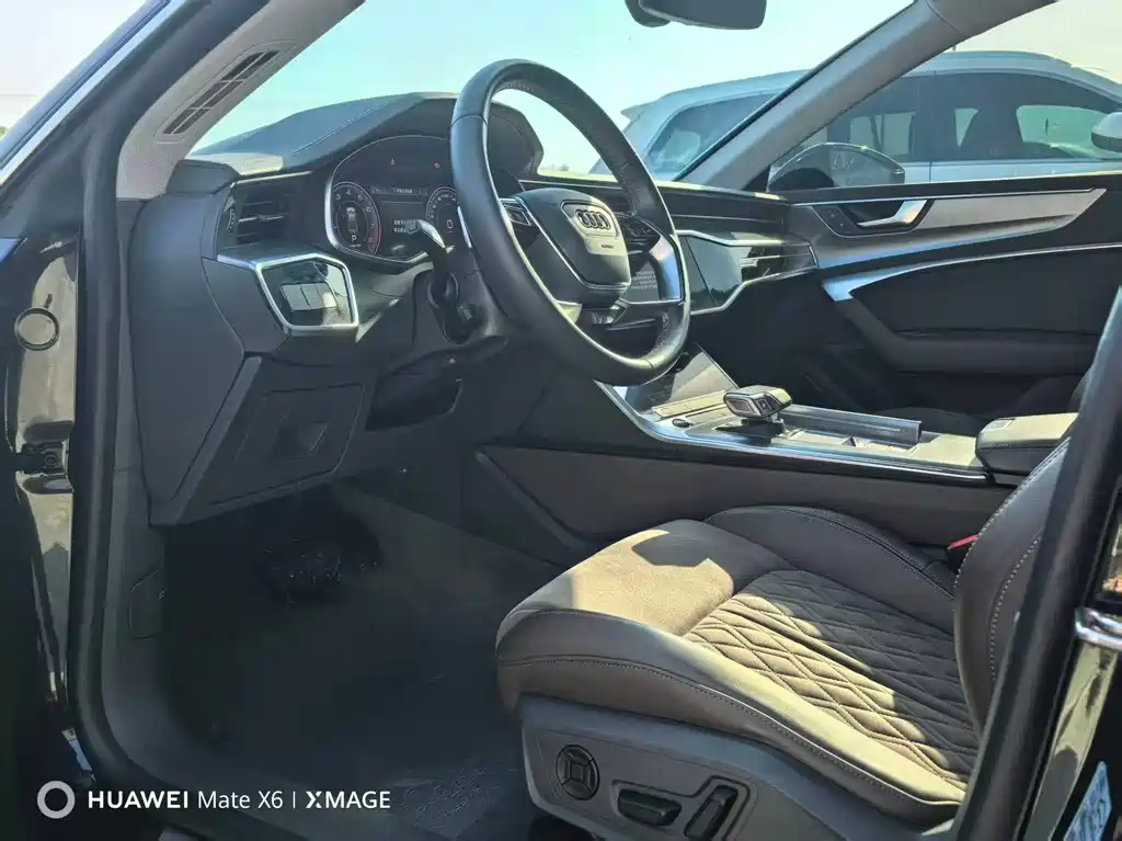 Audi A7L — миниатюра 4