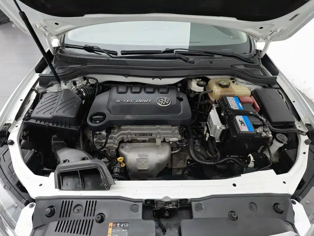 Buick Excelle — миниатюра 6
