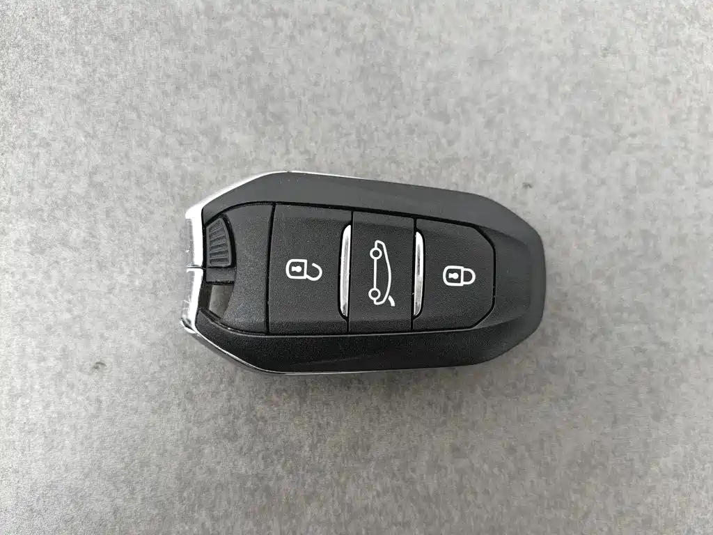 Citroen C4L — миниатюра 19