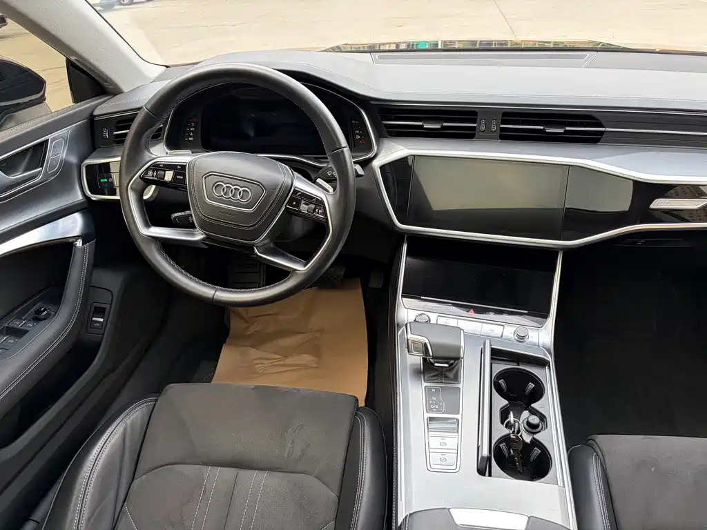 Audi A7L — миниатюра 7