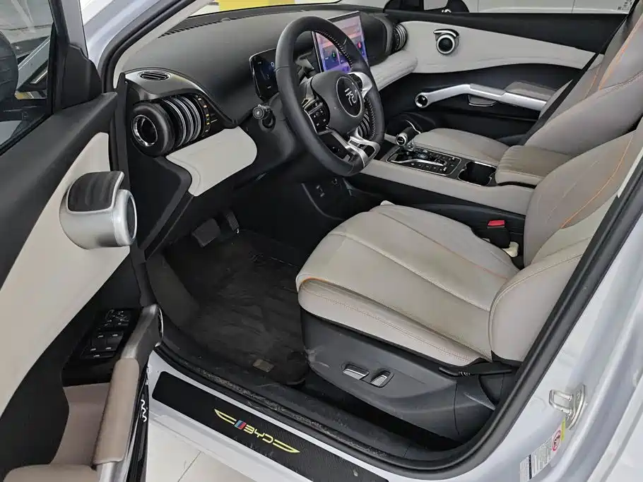 BYD Yuan Plus — миниатюра 9