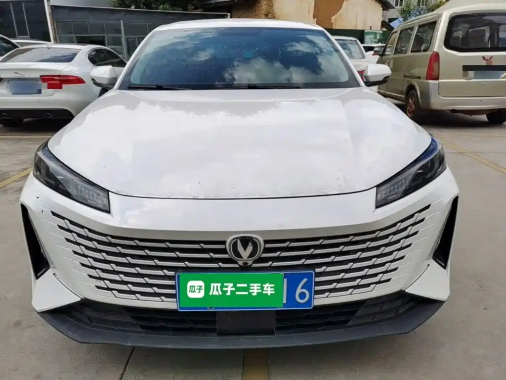 Changan Yida — миниатюра 3