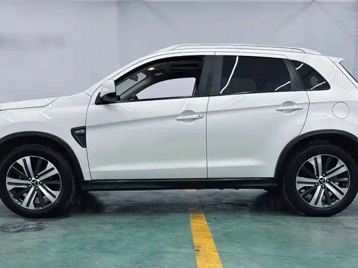 Mitsubishi ASX — миниатюра 6