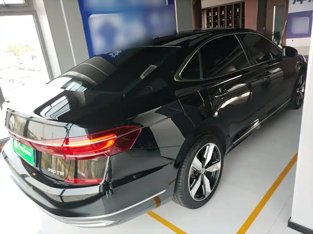 Volkswagen Passat — миниатюра 7