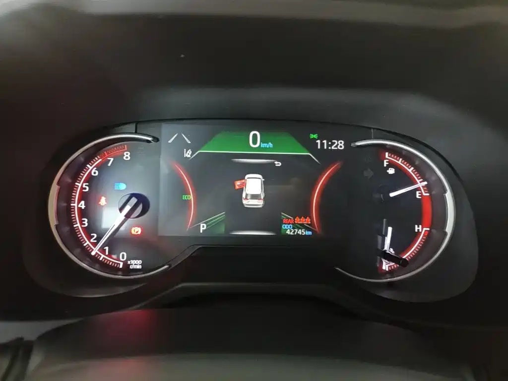 Toyota RAV4 — миниатюра 12