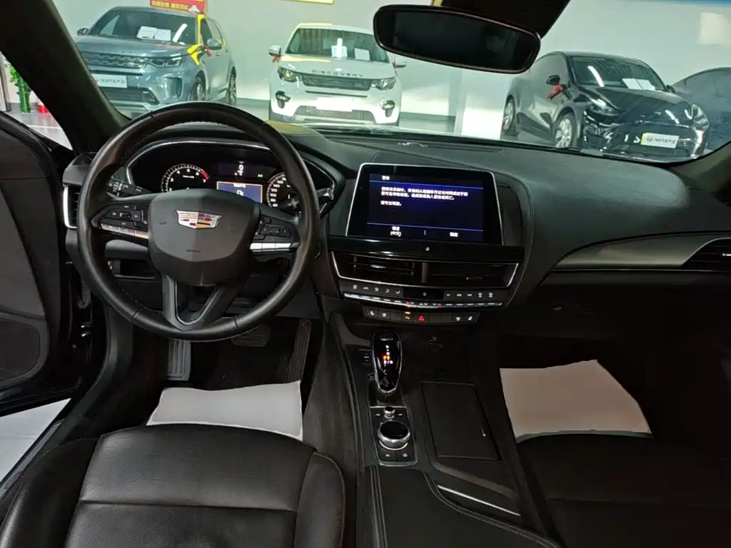 Cadillac CT5 — миниатюра 10