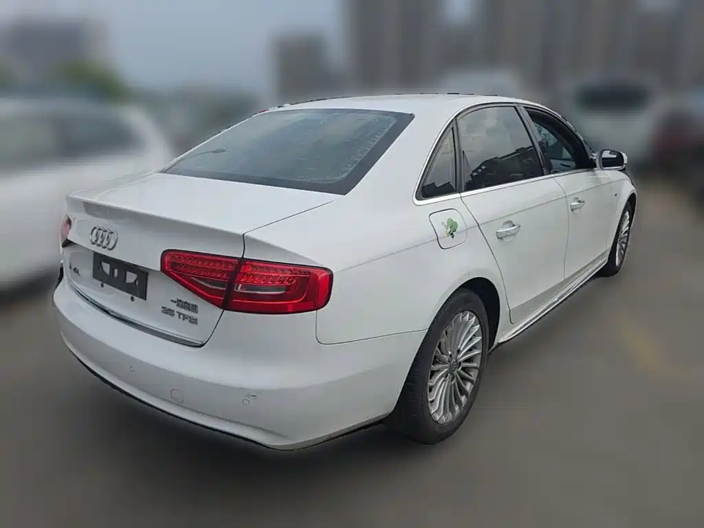 Audi A4L — миниатюра 10