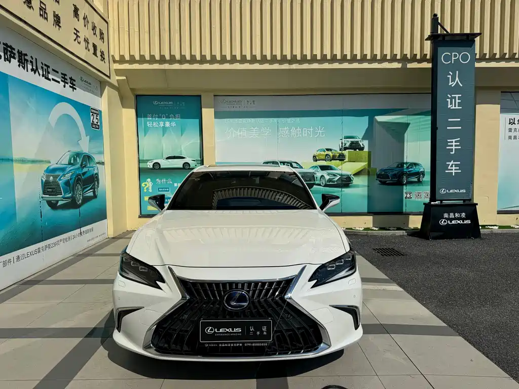 Lexus ES — миниатюра 2