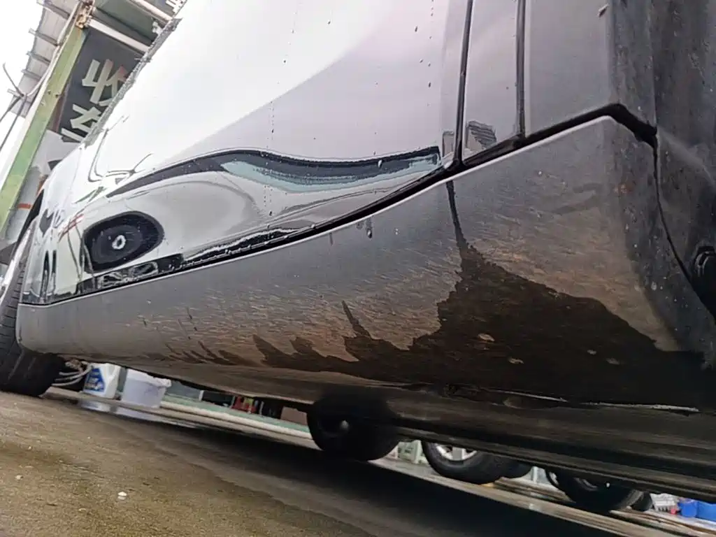 Tesla Model Y — миниатюра 21