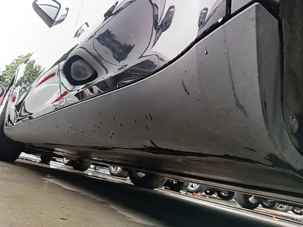 Tesla Model Y — миниатюра 22