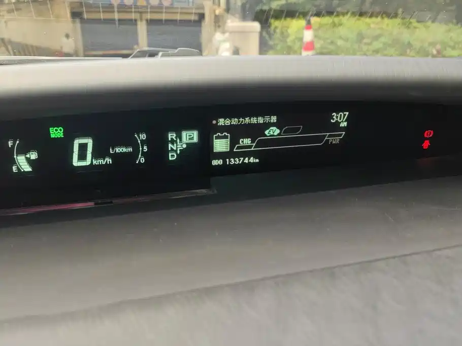 Toyota Prius — миниатюра 14