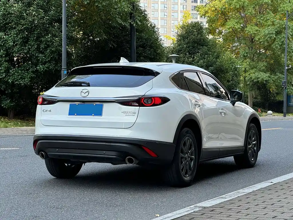 Mazda CX-4 — миниатюра 4