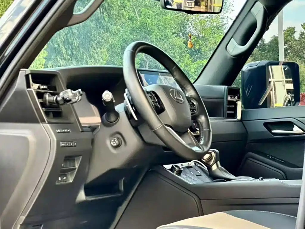 Lexus GX — миниатюра 3