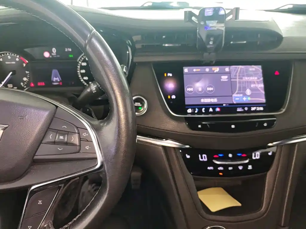Cadillac XT5 — миниатюра 13