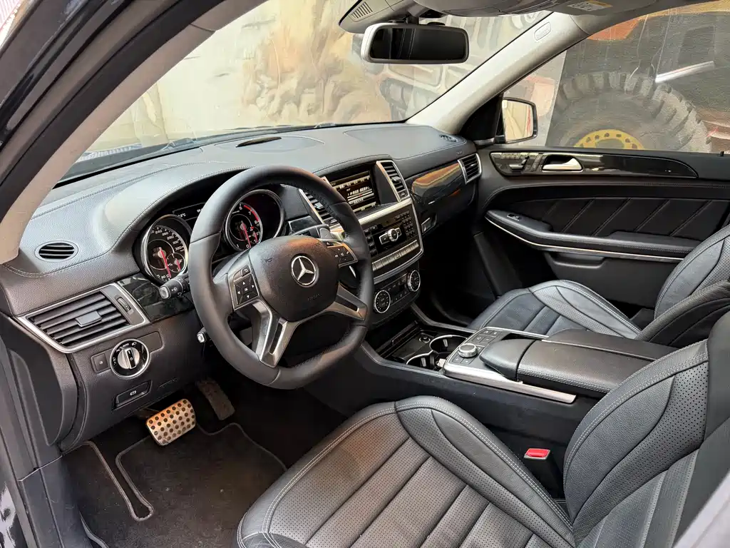 Mercedes-Benz GL-Class AMG — миниатюра 7