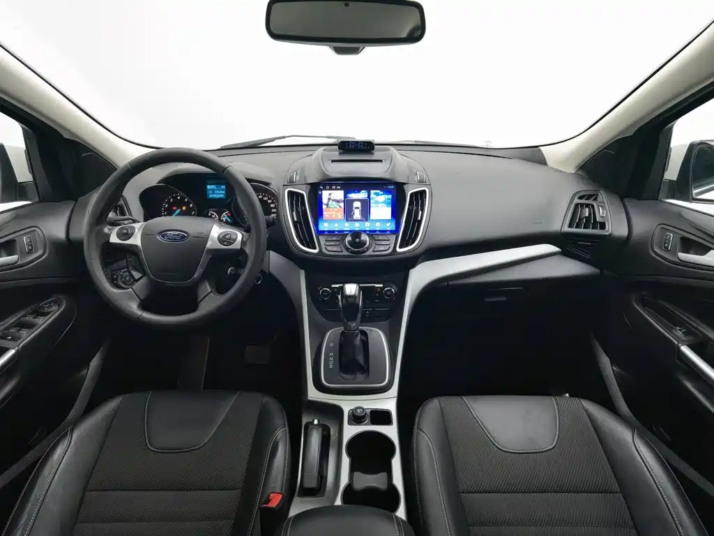 Ford Kuga — миниатюра 5