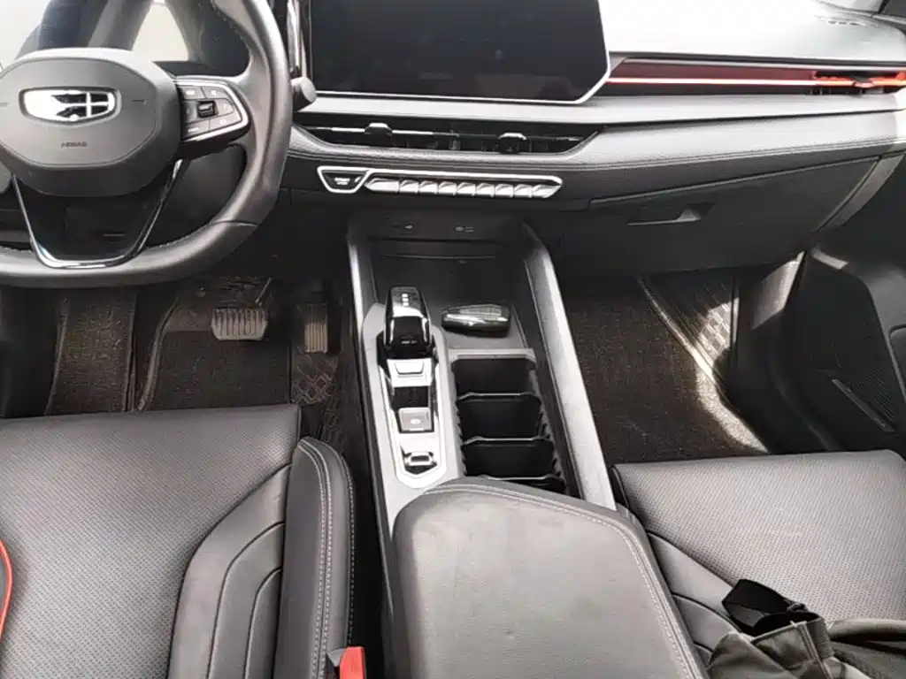 Geely Binrui — миниатюра 14
