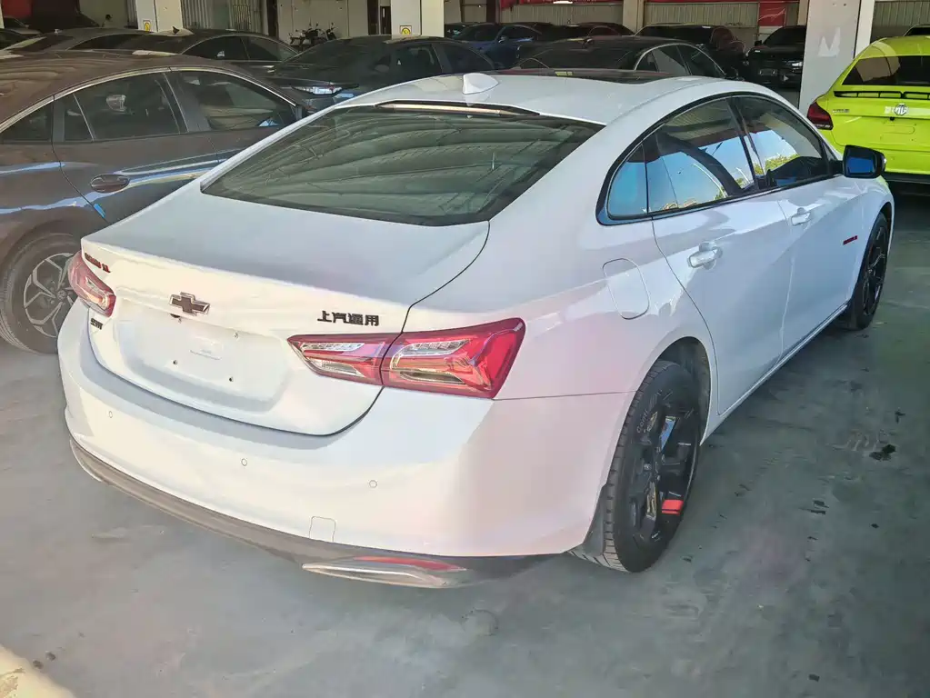 Chevrolet Malibu XL — миниатюра 6