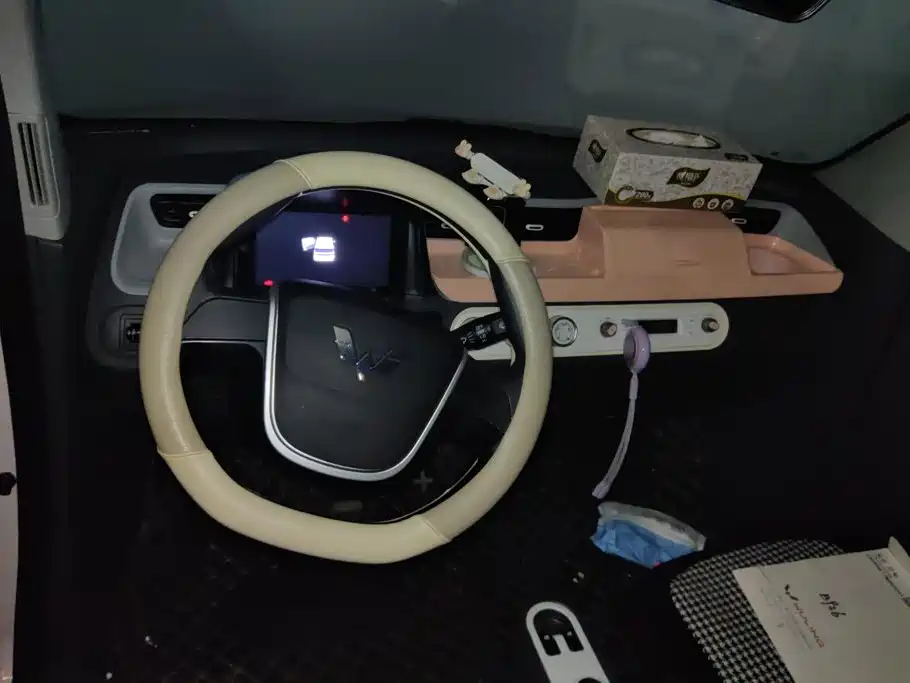 Wuling MINIEV — миниатюра 12