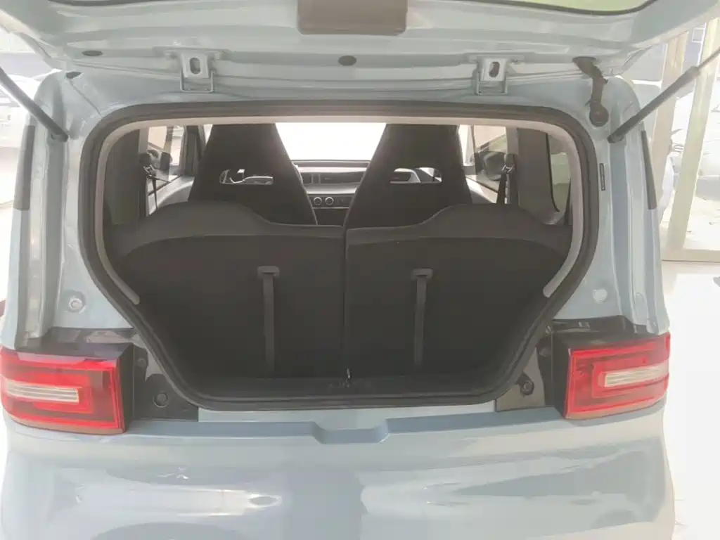 Wuling MINIEV — миниатюра 19