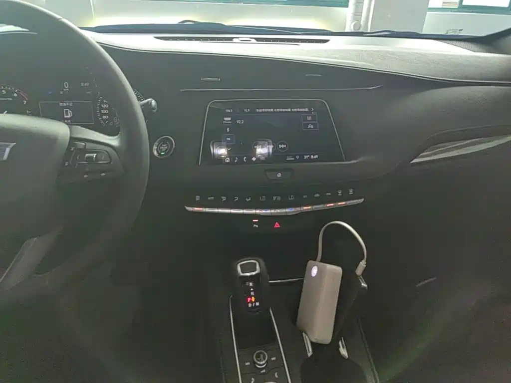 Cadillac XT4 — миниатюра 13